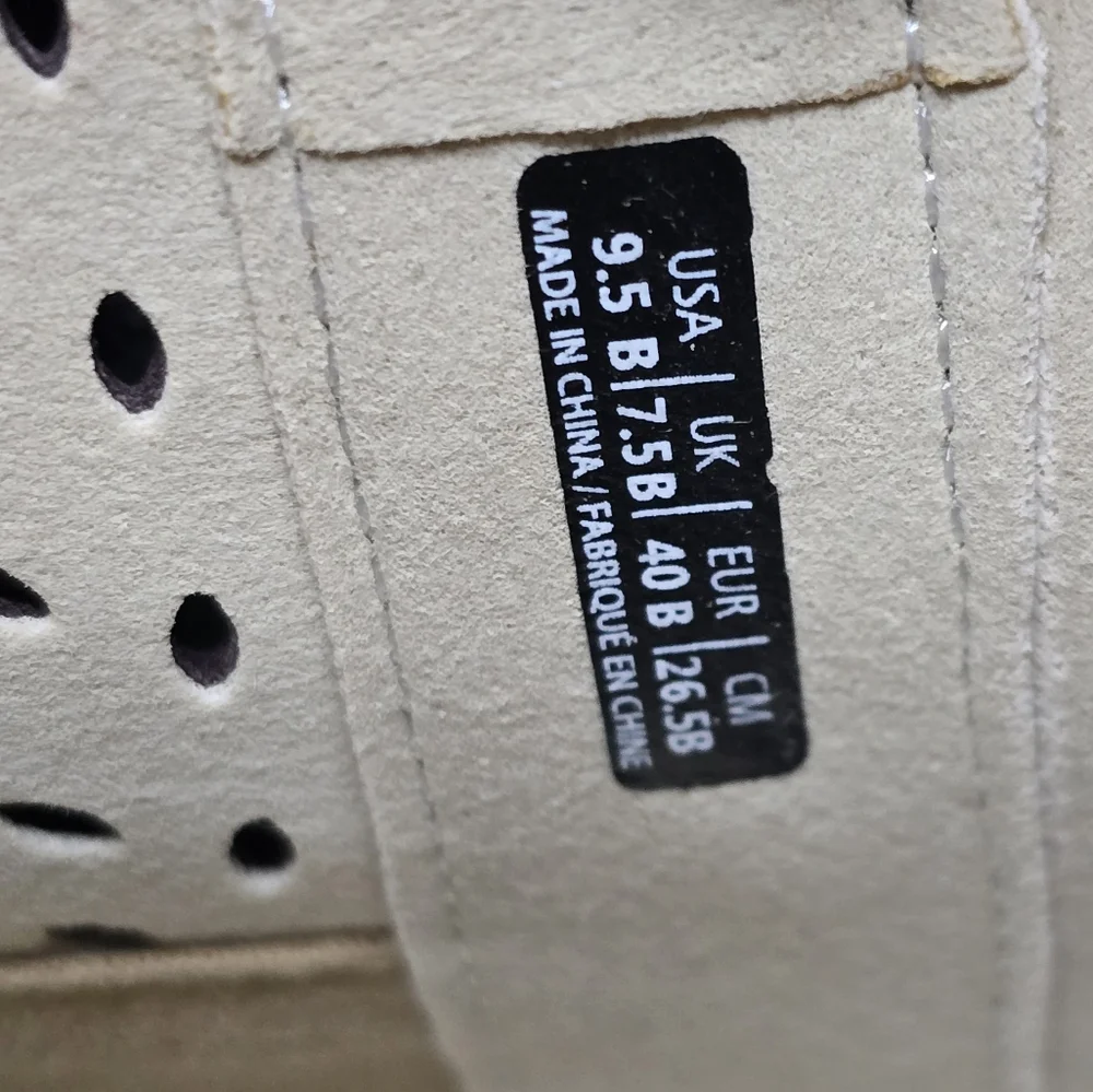 NWB Waco Priscilla Leather Bootie In French Roast Color‎ Size 9.5